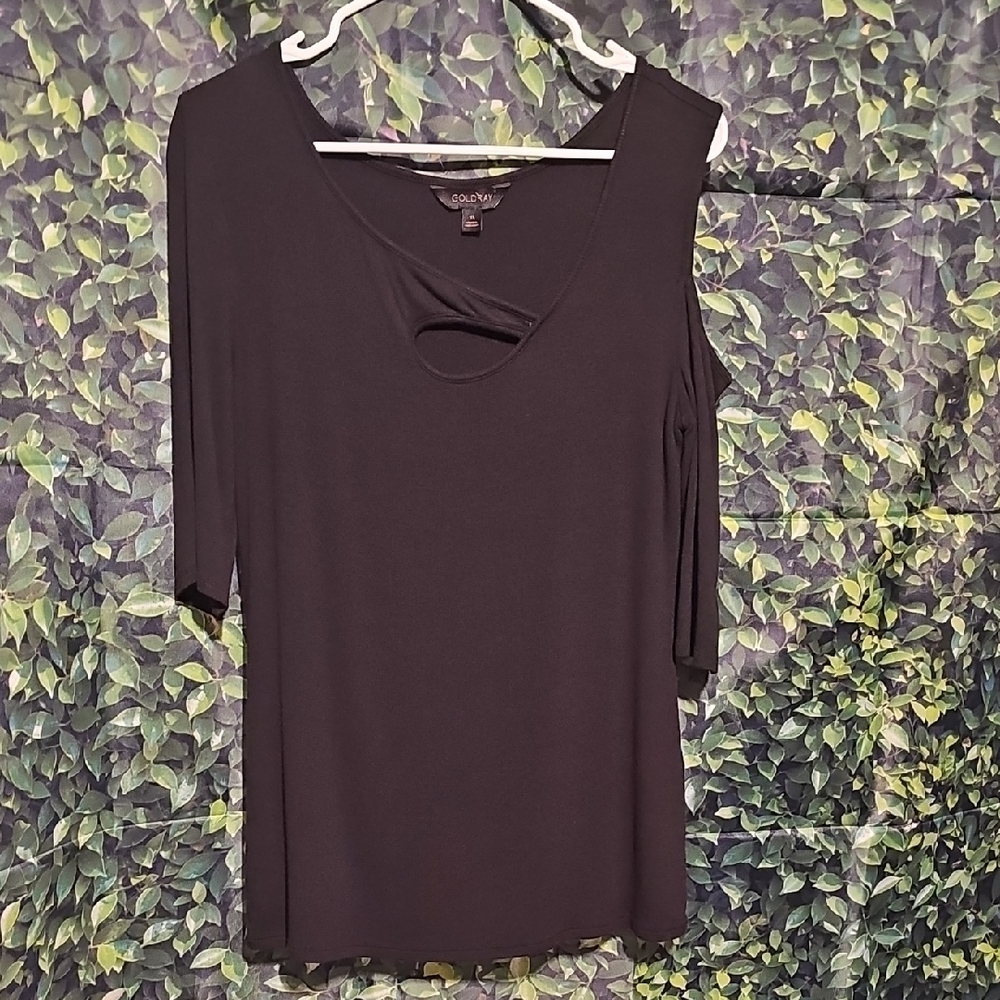Chic Black Cutout Shoulder Blouse‎
